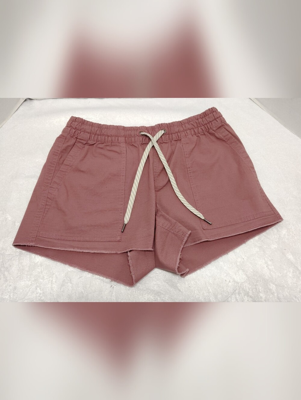 Vuori Vintage Ripstop Shorts, Women - XS, Excellent Condition